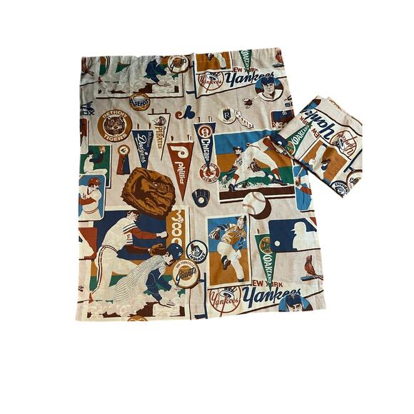 Vtg Sears MLB Baseball Teams Twin Flat Sheet Fabric 1970/80's Logos/Players - Picture 1 of 3